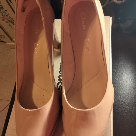 Clark's Women Heels - Picture 7 of 7